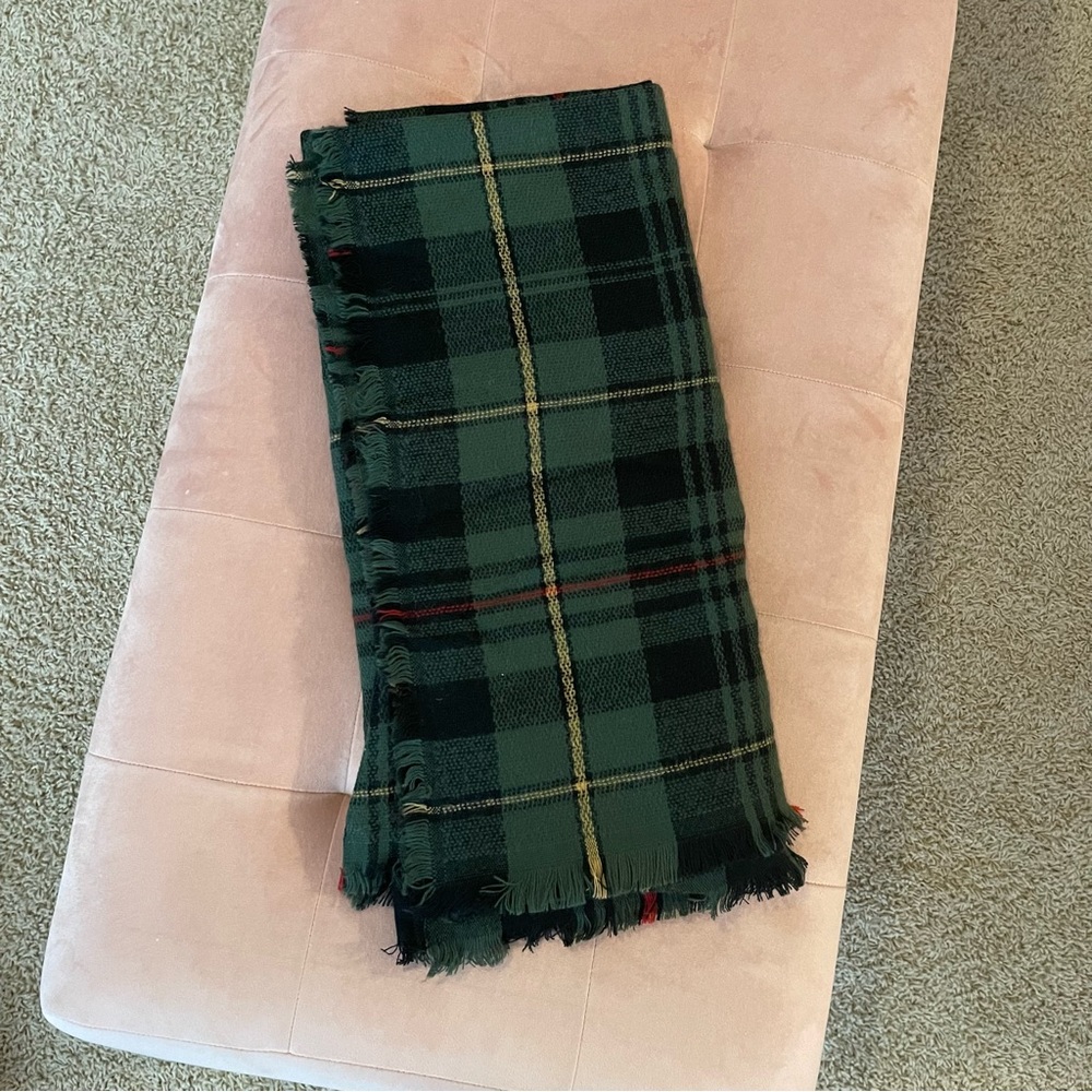 Green Blanket Scarf